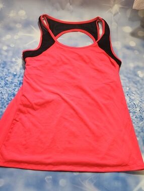 Women’s Athletic Racerback Tank Top - Neon Pink From Fabletics